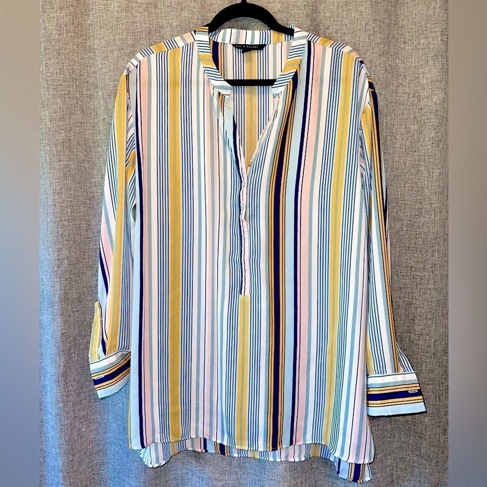 Zac & Rachel Button up Top Large